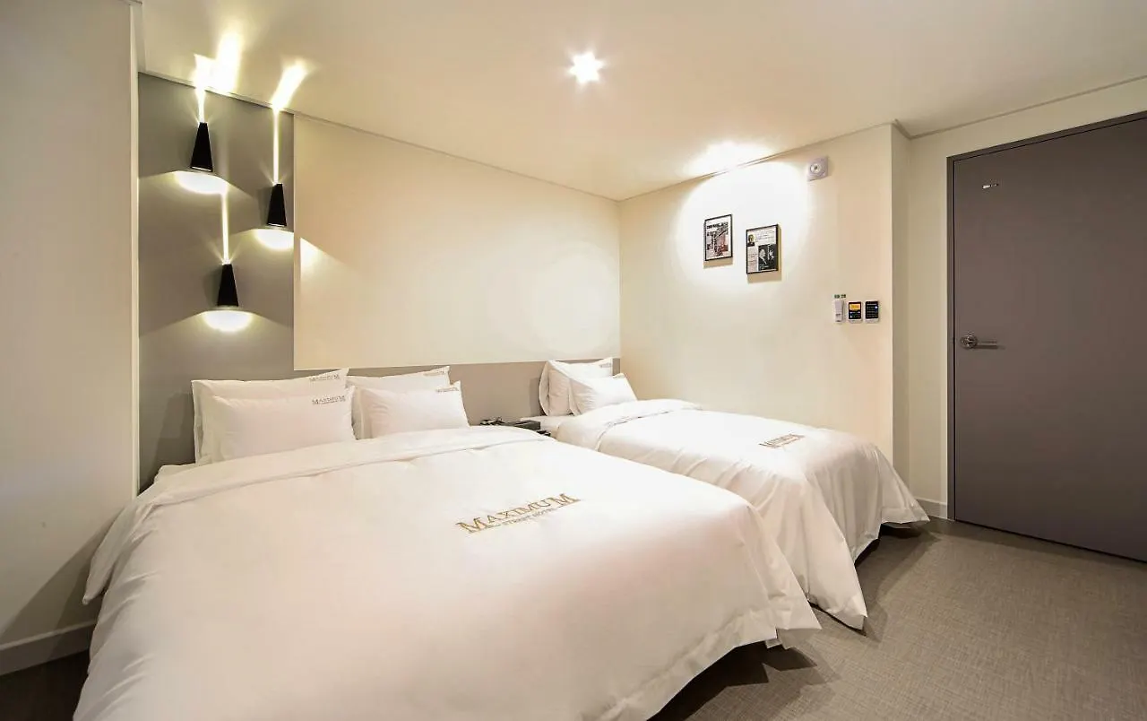 Busan Station Maximum Hotel