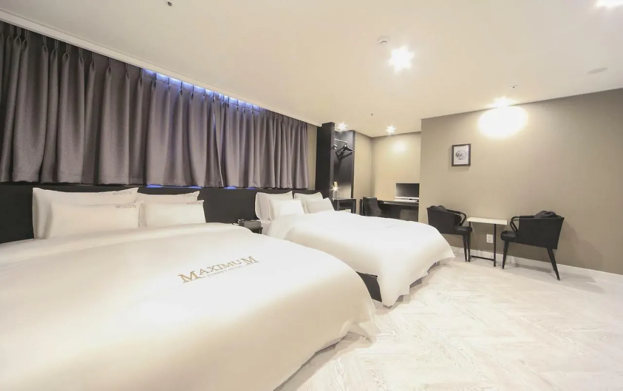 Busan Station Maximum Hotel