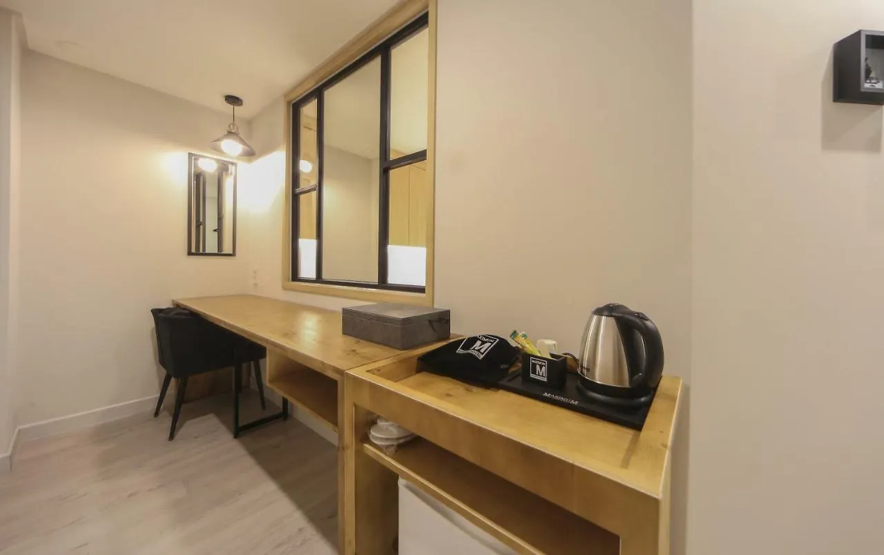 Busan Station Maximum Hotel 3*,