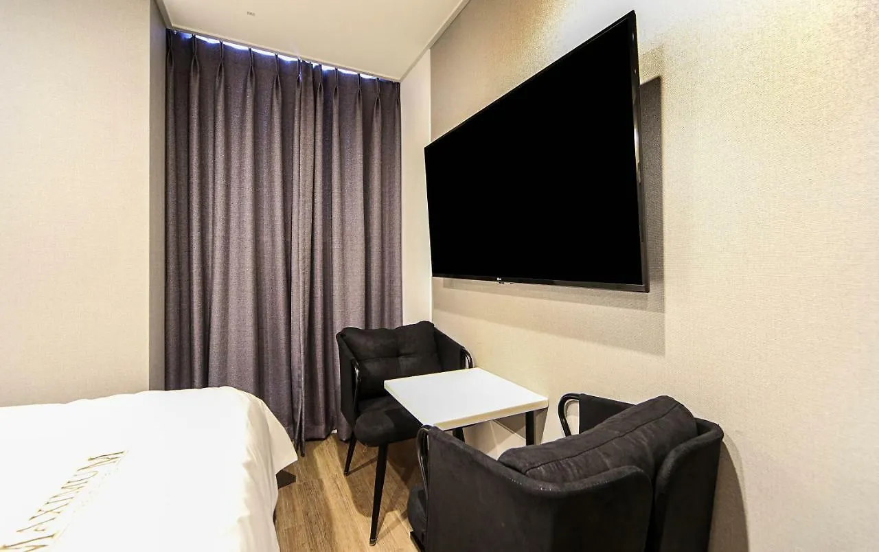 Busan Station Maximum Hotel