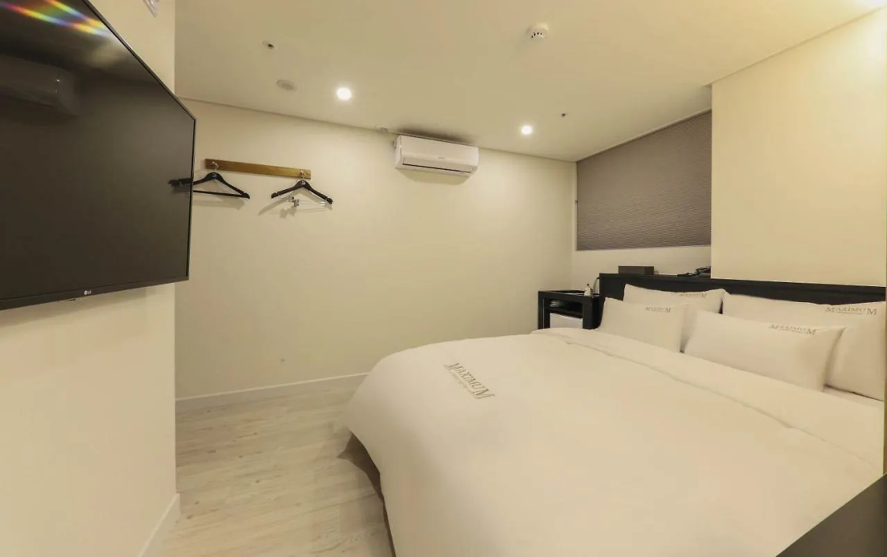Busan Station Maximum Hotel