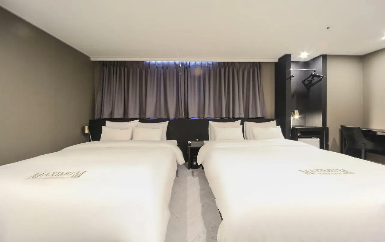 Busan Station Maximum Hotel